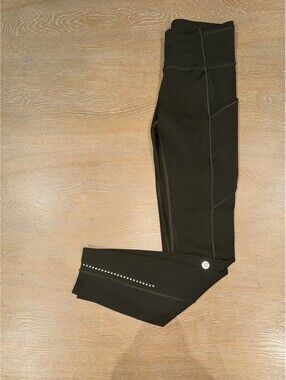 Lululemon Fast & Free 7/8 Tight II *Nulux 25" SIZE 4 Dark Olive